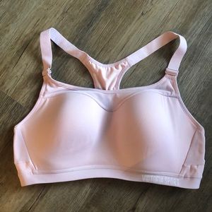 Victoria’s Secret Maximum Hold Sports Bra 36C